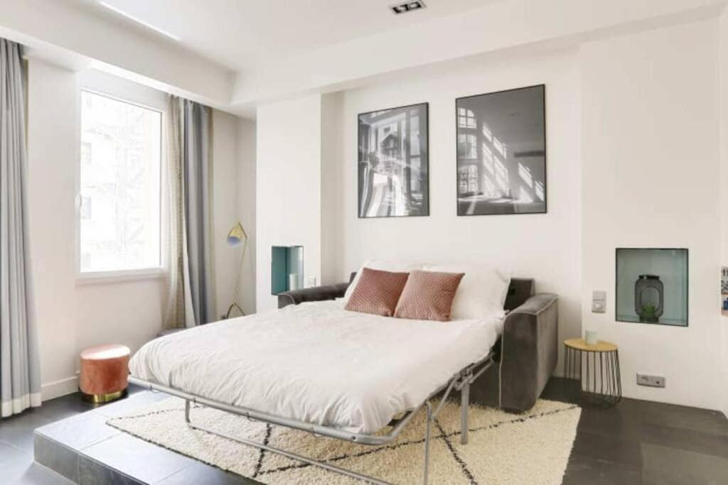 Appartement Cosy Pres Du Marais Paris Bagian luar foto